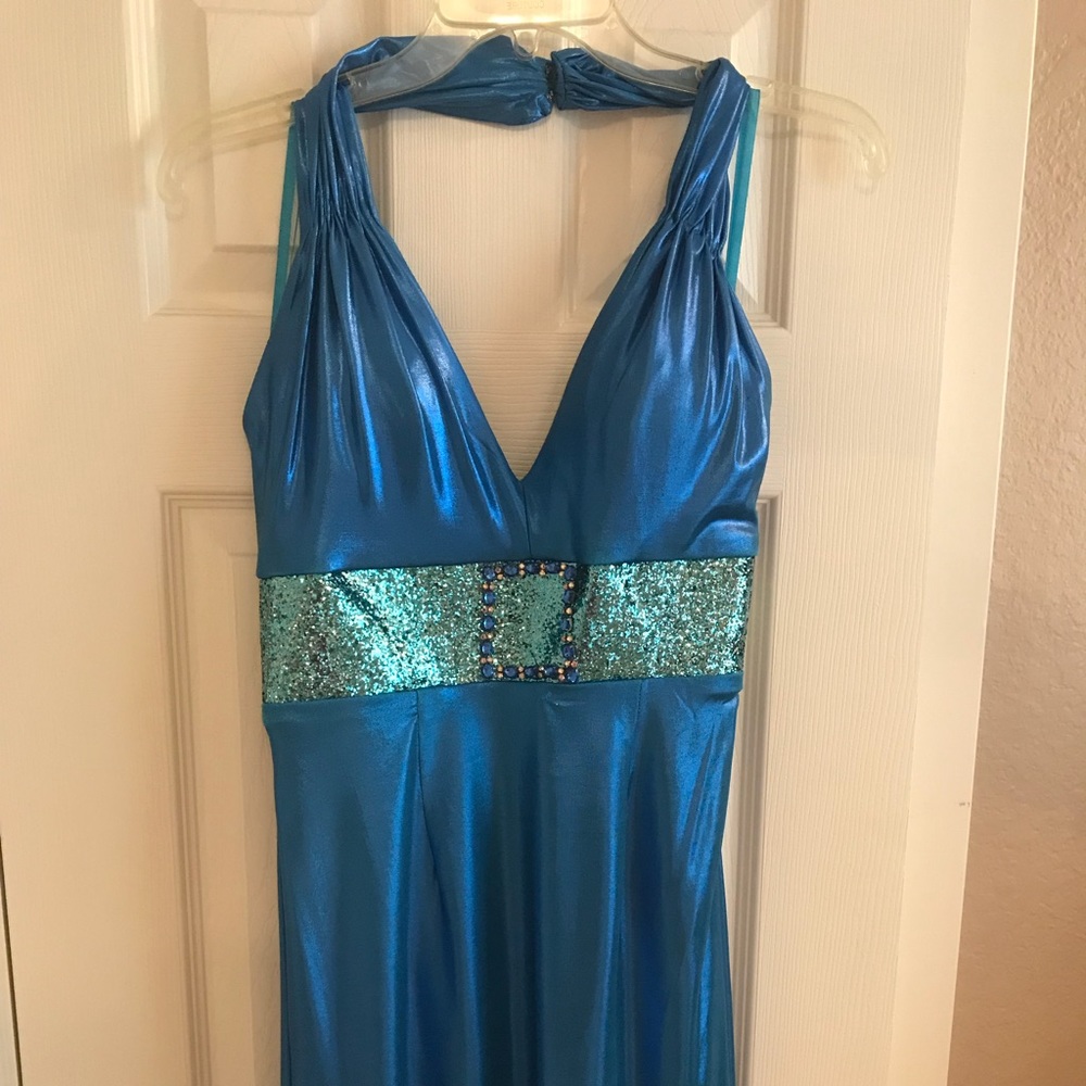 Blue prom dress